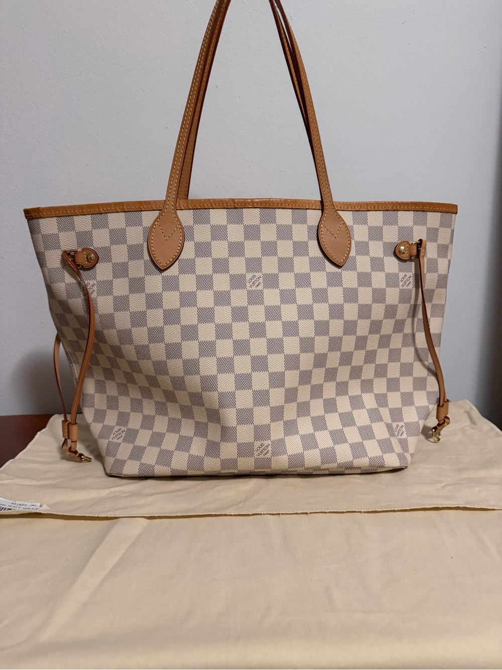 Authentic Louis Vuitton Neverful MM